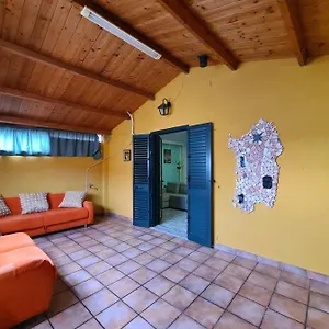Casa vacanze Casa Nell'isola, SantʼAntìoco
